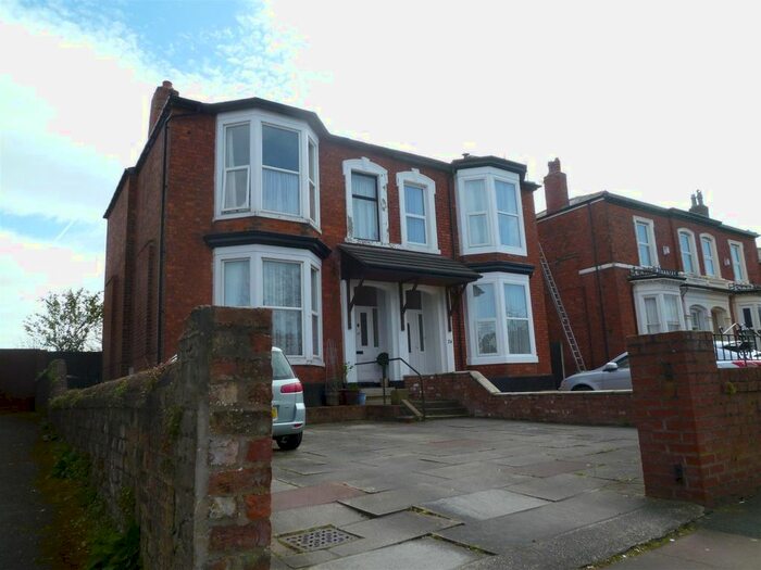 2 Bedroom Flat To Rent In Marlborough Road, Southport, PR9