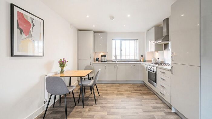 1 Bedroom Flat For Sale In Burney Drive, Glebe Farm, Milton Keynes, MK17
