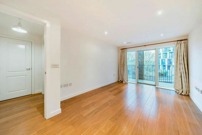 1 Bedroom Flat To Rent In Dalston Lane, Dalston, London, E8