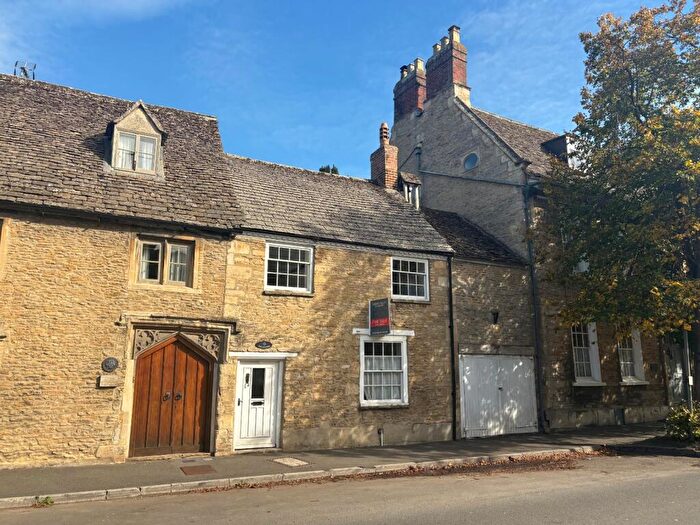 3 Bedroom Terraced House For Sale In Burford Street, Lechlade, Gloucestershire, GL7