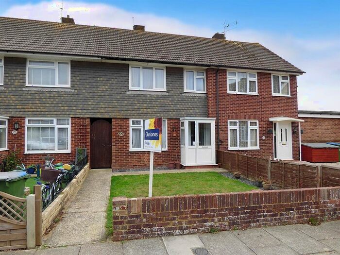3 Bedroom Terraced House To Rent In Sussex Street, Littlehampton, BN17