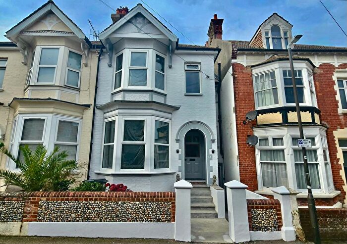 5 Bedroom Terraced House For Sale In Linden Road, Bexhill-On-Sea, TN40