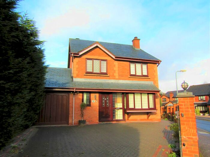4 Bedroom Detached House To Rent In Shrubbery Close, Sutton Coldfield, B76