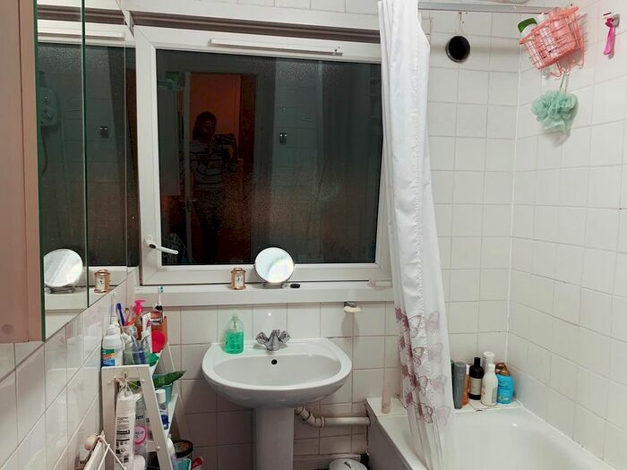 4 Bedroom Flat To Rent In Gales Gardens, London, E2