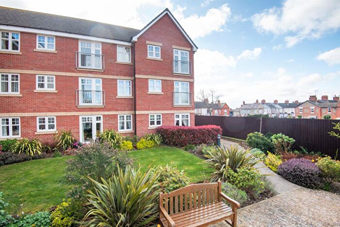 1 Bedroom Flat For Sale In Westfield Road, Wellingborough, NN8