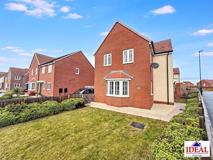 3 Bedroom Detached House For Sale In Ancient Drive, Woodlands, Doncaster, DN6