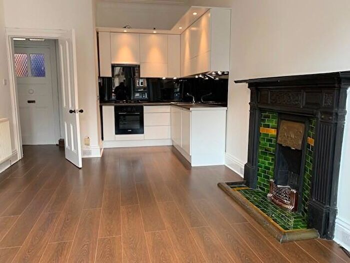 1 Bedroom Terraced House To Rent In Torness Street, Glasgow, G11