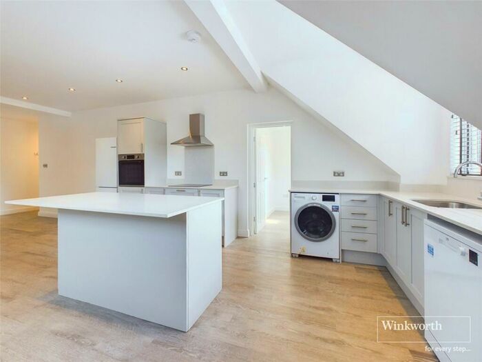 3 Bedroom Apartment To Rent In Finchampstead Road, Finchampstead, Wokingham, Berkshire, RG40