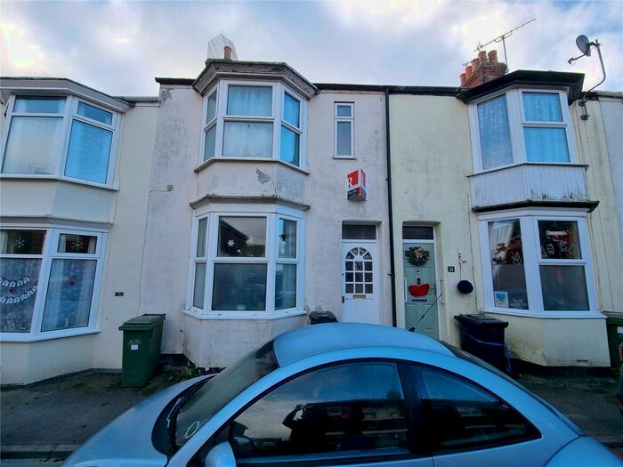 3 Bedroom Terraced House To Rent In Victoria Road, Portland, Dorset, DT5