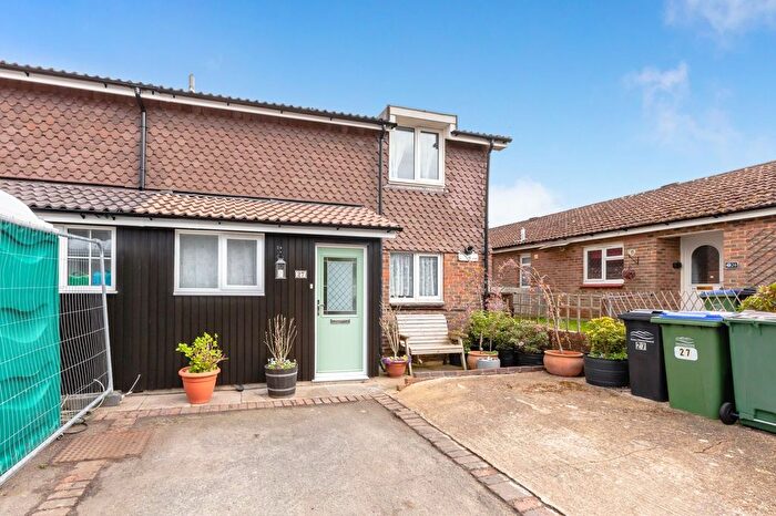 3 Bedroom Terraced House For Sale In Harvard Close, Lewes, BN7