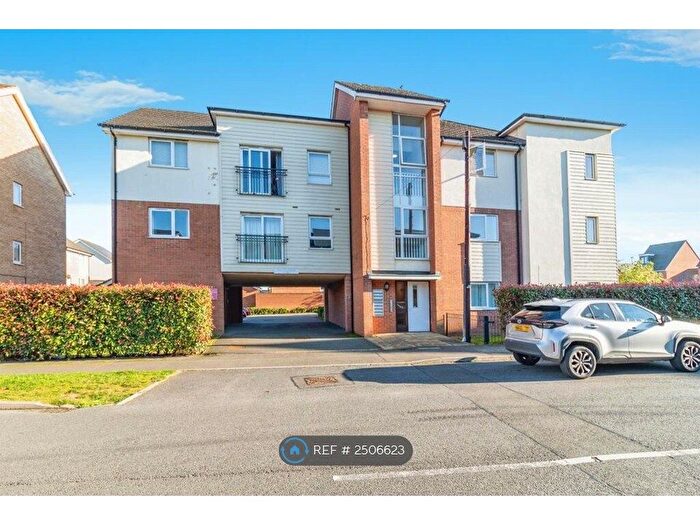 2 Bedroom Flat To Rent In Carinthia House, Brooklands, Milton Keynes, MK10