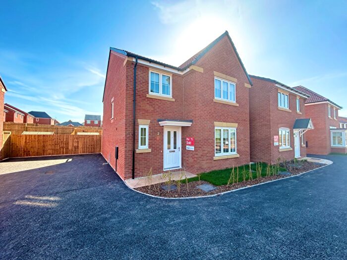 4 Bedroom Detached House To Rent In Frederick Beech Grove, Priorslee, Telford, TF2