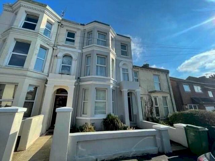 1 Bedroom Apartment To Rent In Ashburnham Road, Hastings, TN35