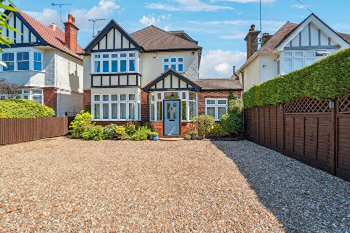 5 Bedroom Detached House For Sale In Northwood, HA6