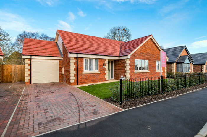 3 Bedroom Detached Bungalow For Sale In Cornfield Way, Billinghay, LN4