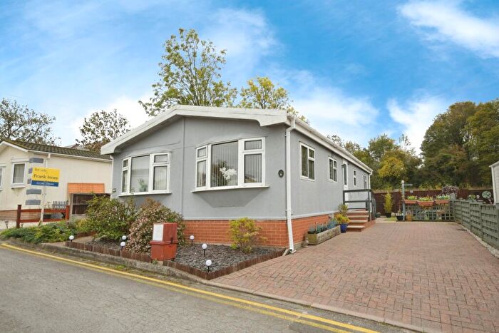 2 Bedroom Bungalow For Sale In Sunningdale Park, New Tupton, Chesterfield, Derbyshire, S42