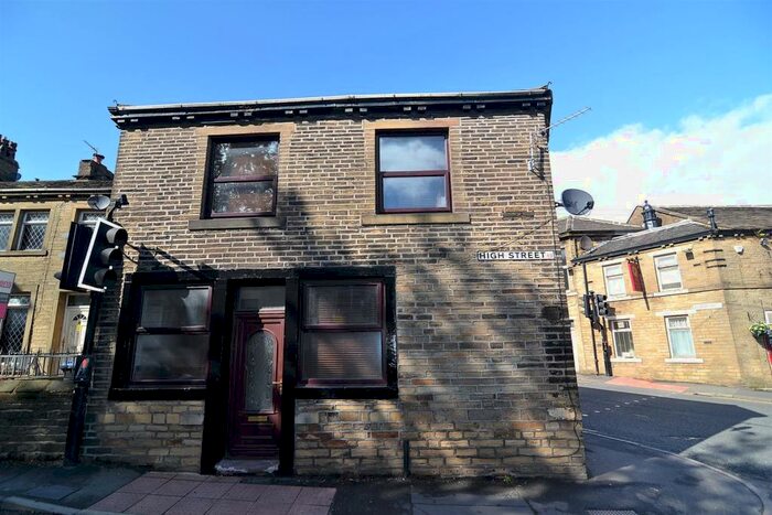 1 Bedroom Terraced House To Rent In High Street, Queensbury, Bradford, BD13