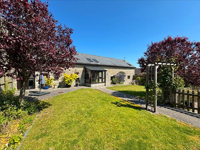 4 Bedroom Barn Conversion For Sale In Norton Fitzwarren, Taunton, TA4