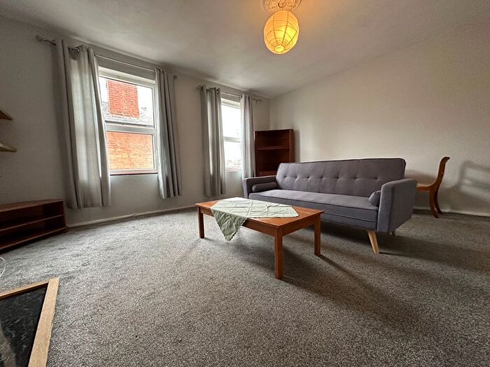 1 Bedroom Flat To Rent In Avenue Road, Leamington Spa, CV31