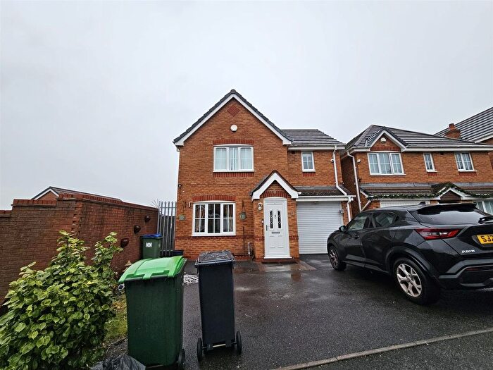3 Bedroom Detached House To Rent In Mallen Drive, Tividale, Oldbury, B69