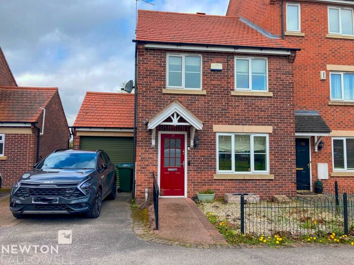 2 Bedroom Town House To Rent In Gala Way, Retford, DN22