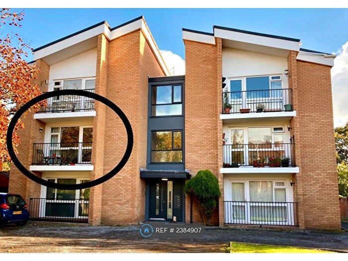 2 Bedroom Flat To Rent In Cambridge Road, Southport, PR9