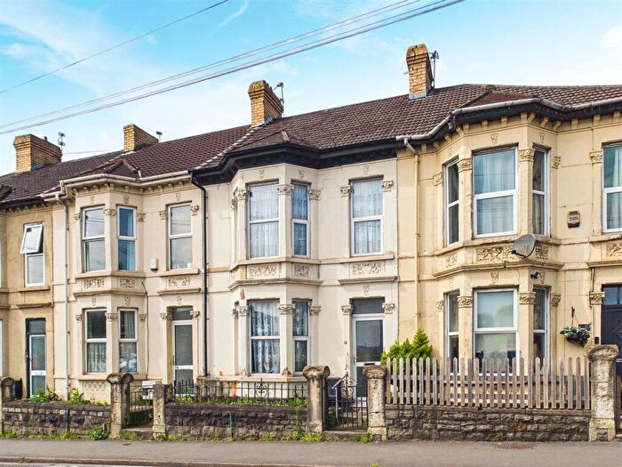 3 Bedroom Terraced House For Sale In Hanham Road, Kingswood, Bristol, BS15