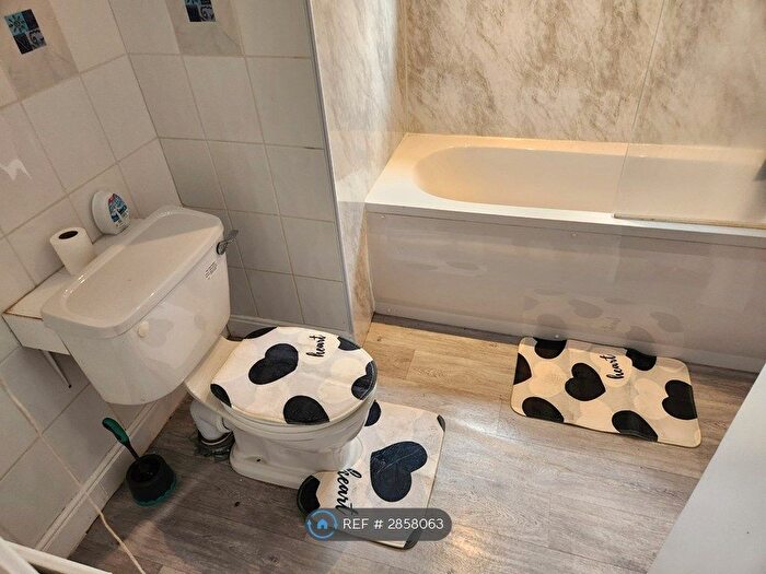 4 Bedroom Detached House To Rent In Thesiger St, Cardiff, CF24