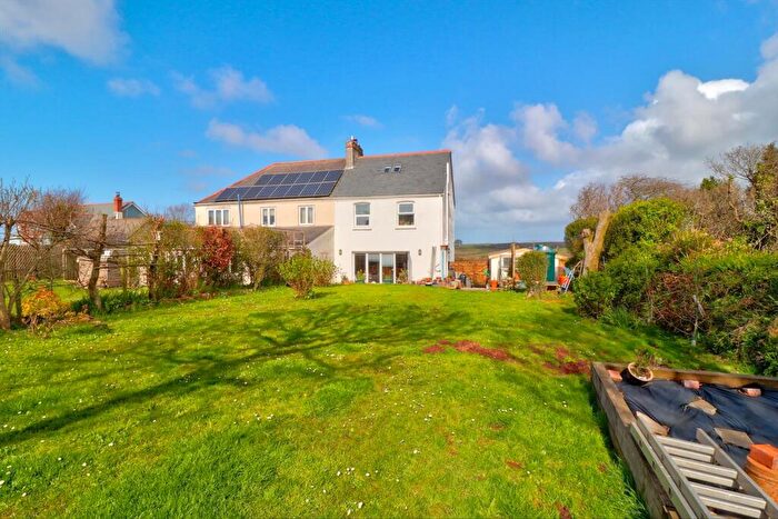 3 Bedroom Semi-Detached House For Sale In Hartland, Bideford, EX39
