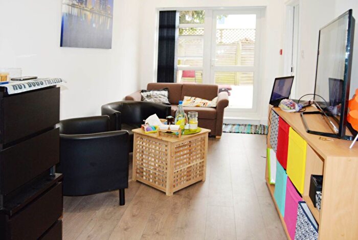 Studio To Rent In Kirchen Road, West Ealing, W13