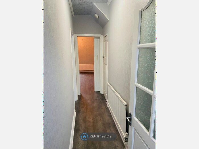 2 Bedroom Flat To Rent In Collingwood Street, Hebburn, NE31