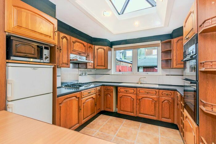 3 Bedroom Terraced House For Sale In Viewfield Road, West Calder, EH55