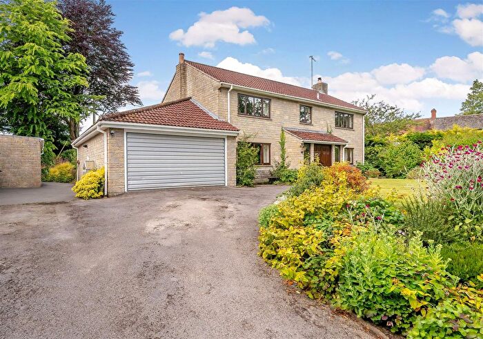 4 Bedroom Property For Sale In Pear Ash Lane, Pen Selwood, Wincanton, BA9