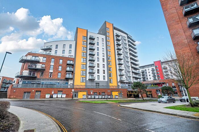 1 Bedroom Flat For Sale In Centenary Plaza, Woolston, Southampton, Hampshire, SO19