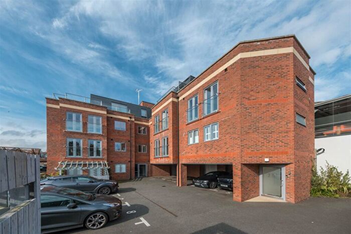 2 Bedroom Apartment To Rent In Lancaster Square, Volunteer Street, Chester, CH1