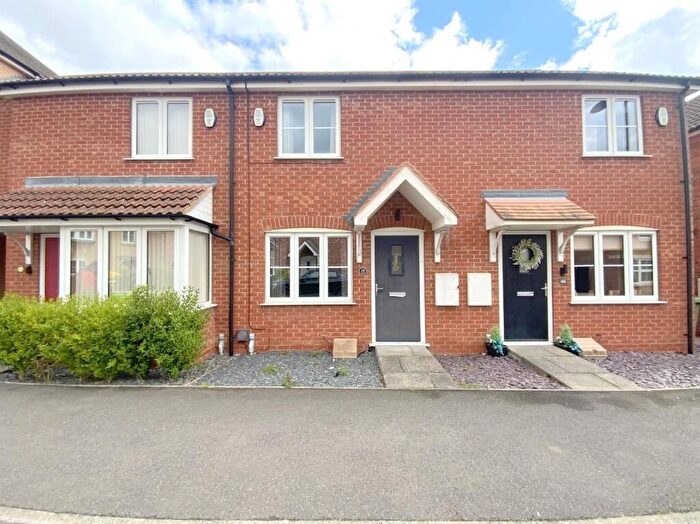 2 Bedroom Terraced House For Sale In Pasture Lane, Scartho Top, Grimsby, DN33
