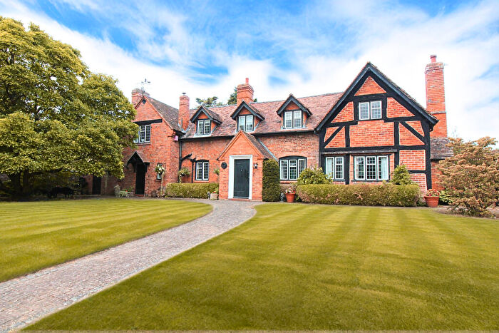 5 Bedroom Character Property For Sale In Hill Cottage, Rectory Lane, Upton Warren, Bromsgrove, Worcestershire, B61
