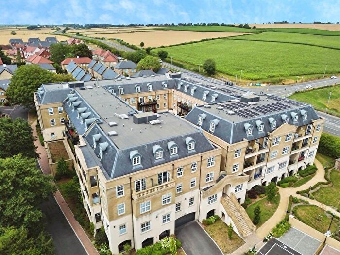 2 Bedroom Maisonette For Sale In Canon Woods Close, Sherborne, DT9