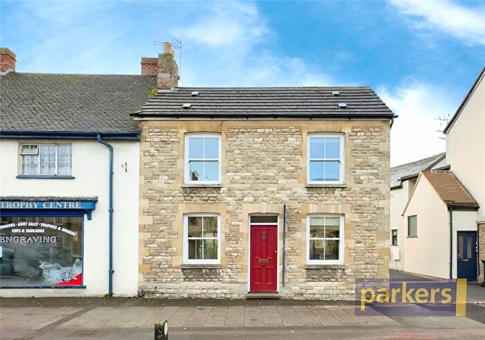 3 Bedroom End Of Terrace House To Rent In Corn Street, Witney, Oxfordshire, OX28
