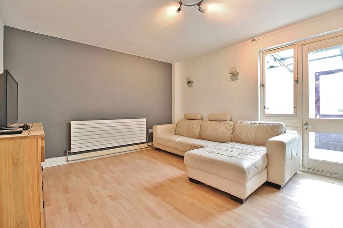 6 Bedroom Town House To Rent In Summerwood Road, Isleworth, TW7