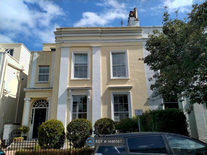 2 Bedroom Flat To Rent In Priory Street, Cheltenham, GL52