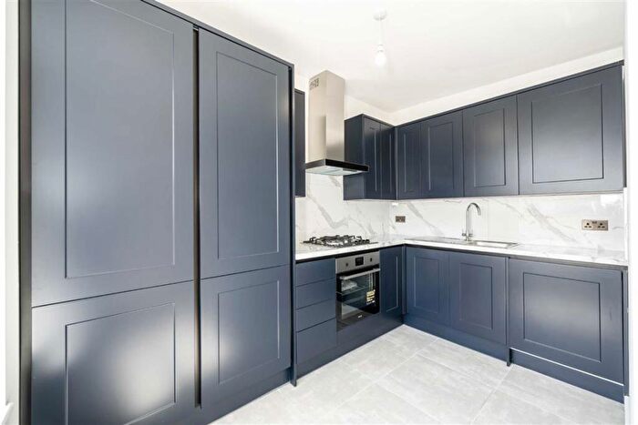 1 Bedroom Flat To Rent In Coldharbour Lane, Brixton, SE5