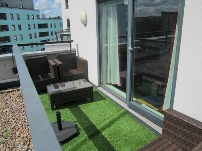 1 Bedroom Flat To Rent In The Gateway South, Marsh Lane, LS9