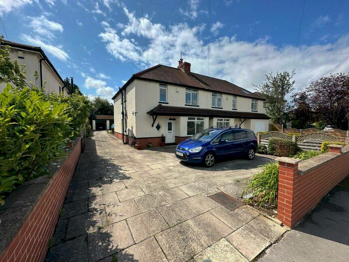 3 Bedroom Semi-Detached House To Rent In Green Lane, Cookridge, Leeds, LS16