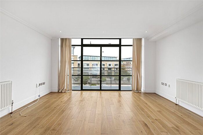 1 Bedroom Flat To Rent In Point Wharf Lane, Brentford, TW8