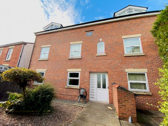 1 Bedroom Flat To Rent In London Road, Hazel Grove, Stockport, SK7