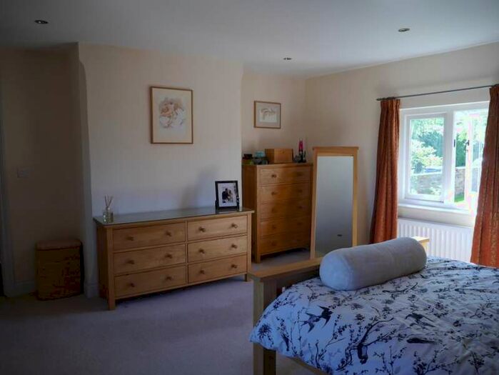 5 Bedroom Property To Rent In Bolton Lane Hose, LE14