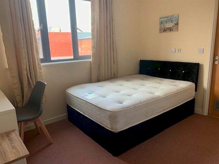 2 Bedroom Flat To Rent In Apartment, Salubrious Court, Salubrious Passage, Swansea, SA1