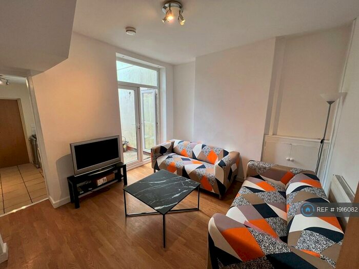 4 Bedroom Terraced House To Rent In Treherbert Street, Cardiff, CF24