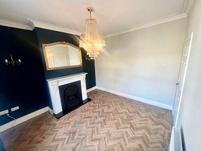 3 Bedroom Terraced House To Rent In Dodworth Road, Barnsley, South Yorkshire, S70